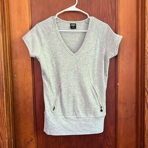 Edun Shirt sleeve sweatshirt with double pocket zippers